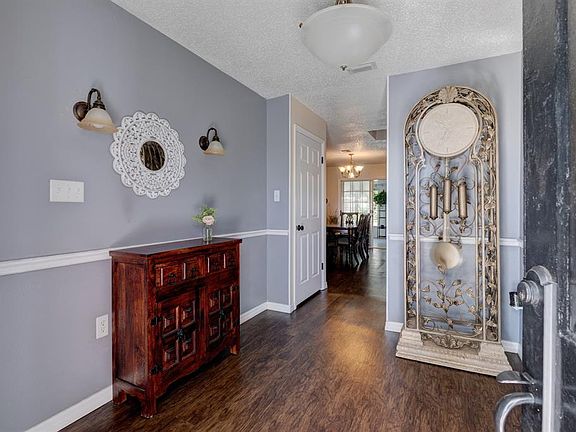 5th image of 5325 Magnolia Ter