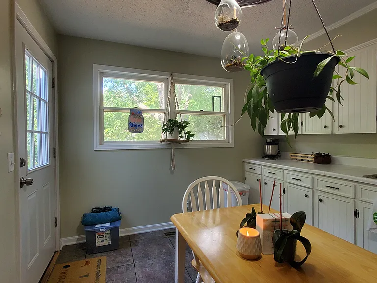1709 Oak Hill Dr — Photo 10