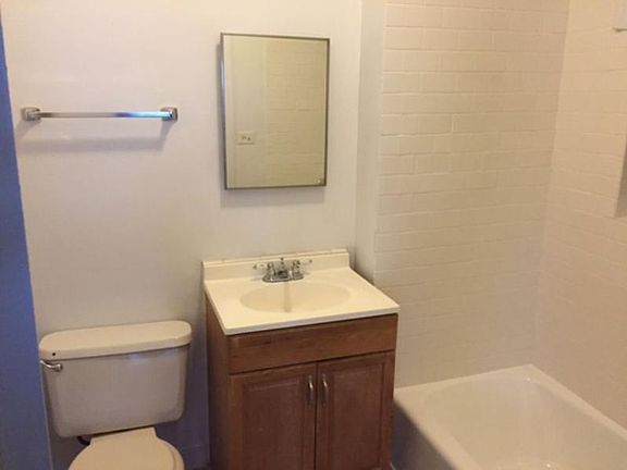 4th image of 1550 W 95th St #1550306