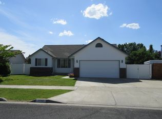 2745 N Sand Trap Way, Post Falls, ID 83854