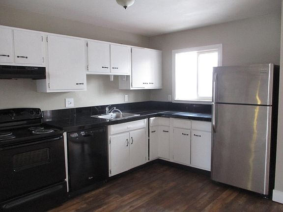 3rd image of 1632 26th Avenue Ct