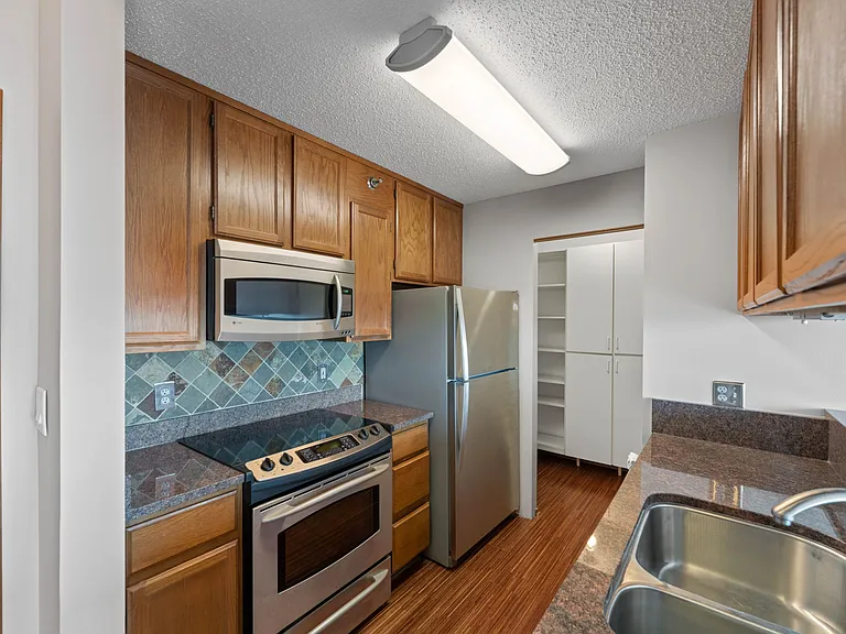 433 S 7th St #2308 — Photo 42