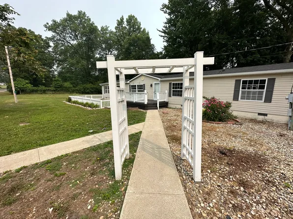 309 W Center St, Brazil, IN 47834