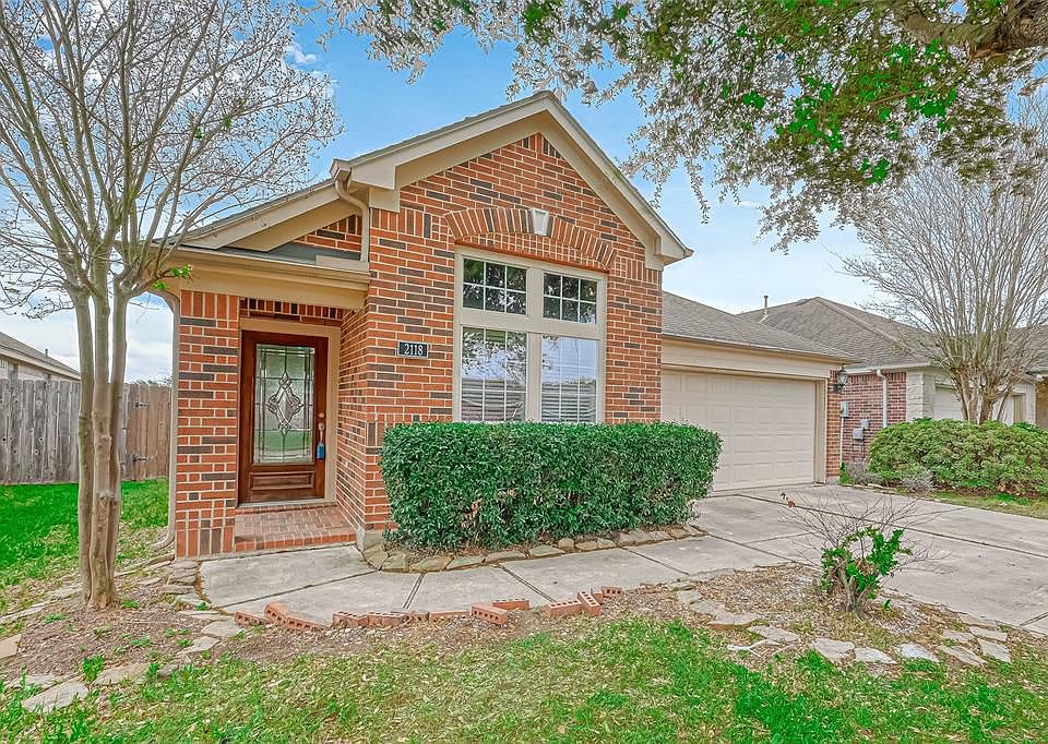1st image of 2118 Thorn Berry Creek Ln