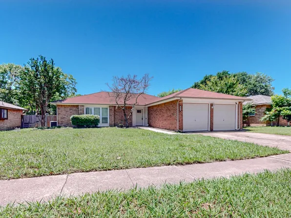 3025 Colony Dr, Mesquite, TX 75150