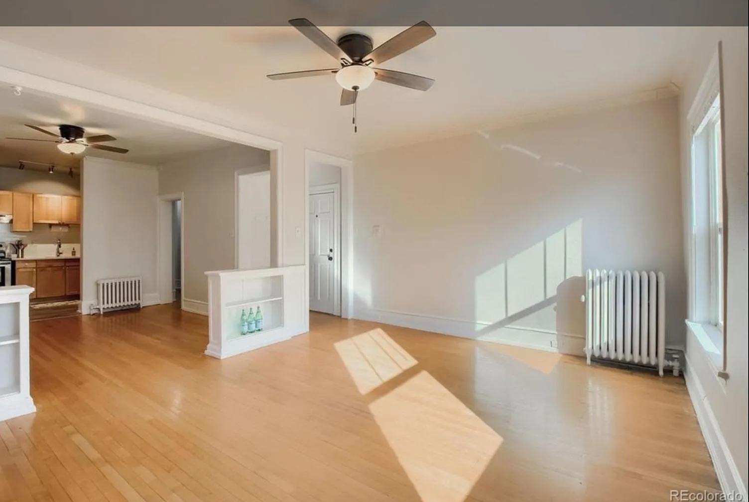 2 bed, 910 sqft, $2,300 — Photo 3