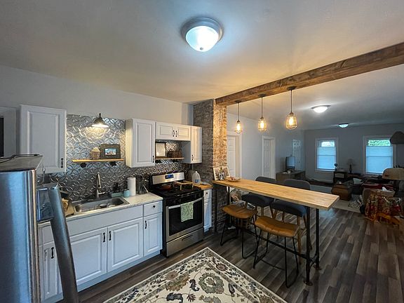 2nd image of 35 Perkins Pl #1