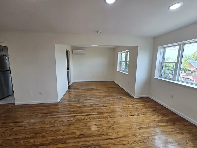 2515 Hone Ave #3 — Photo 12