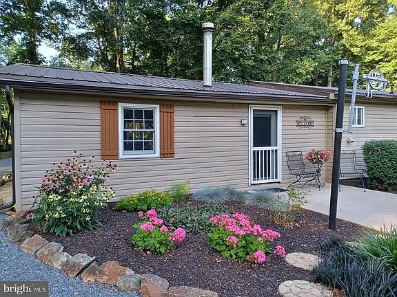 2nd image of 5762 Northeimer Rd