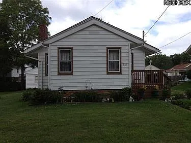 238 Morningview Ave photo 1