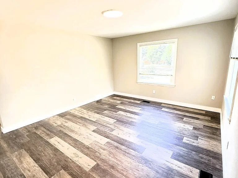 14402 Washington Ave SW #1 — Photo 7