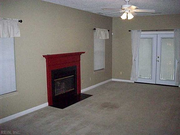 2nd image of 1638 Willow Cv