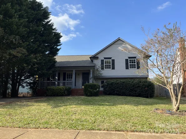 2924 Hosta Dr, Charlotte, NC 28269
