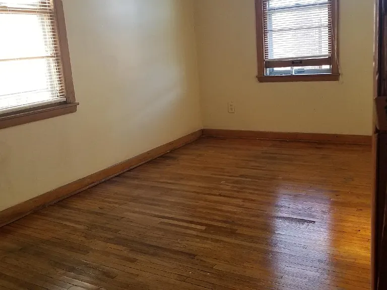 441 Allen St #3 — Photo 2