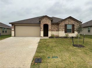 7013 Llano Dr, China Spring, TX 76633