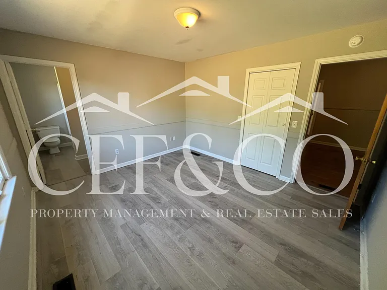268 N Cleveland Park Dr — Photo 10
