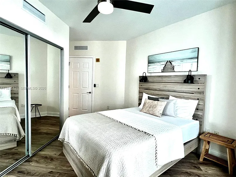231 Riverside Dr #1210 — Photo 24