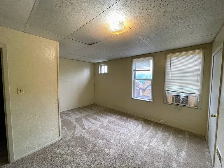 310 Arabella St — Photo 4
