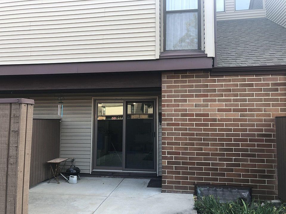 1st image of 1611 W Edgerton Ave Unit P