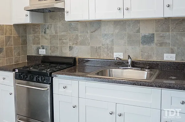 Rented by J Misrahi Realty Corp | media 27