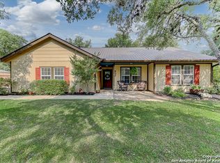 807 Oakridge Dr, Blanco, TX 78606