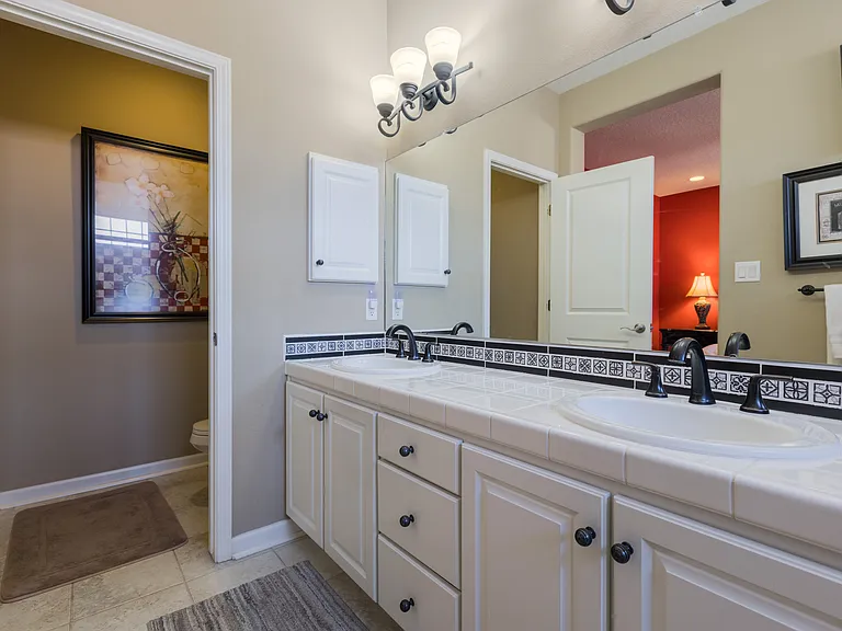 721 Promenade Trl SW — Photo 15