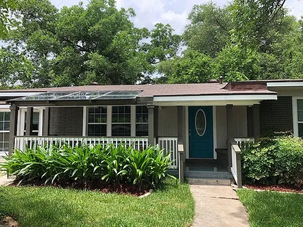 627 Beryl Dr, San Antonio, TX 78213