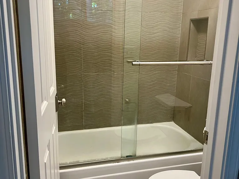 Tubes available for both bathrooms