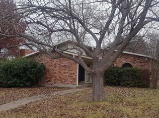 3602 Pinoak Dr, Grand Prairie, TX 75052