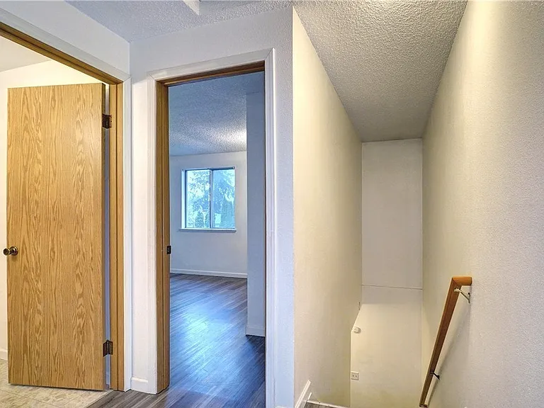 10332 15th Avenue Ct E — Photo 1