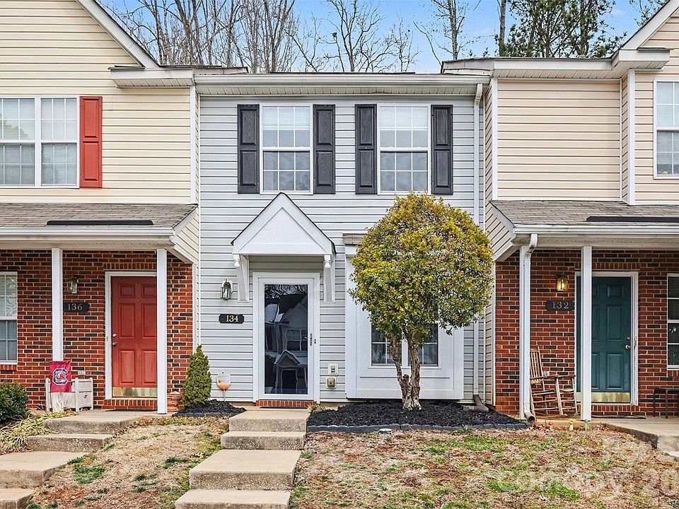 1st image of 134 Rhett Ct