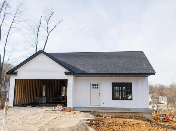 5525 N Korbyn Ct, Ellettsville, IN 47429