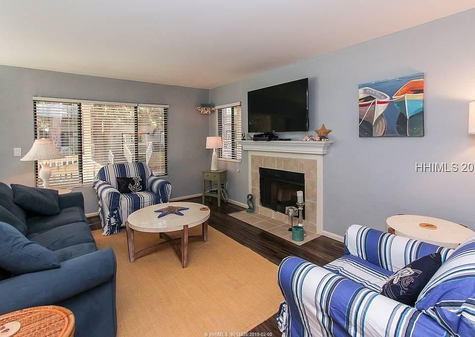 1st image of 125 Shipyard Dr APT 190