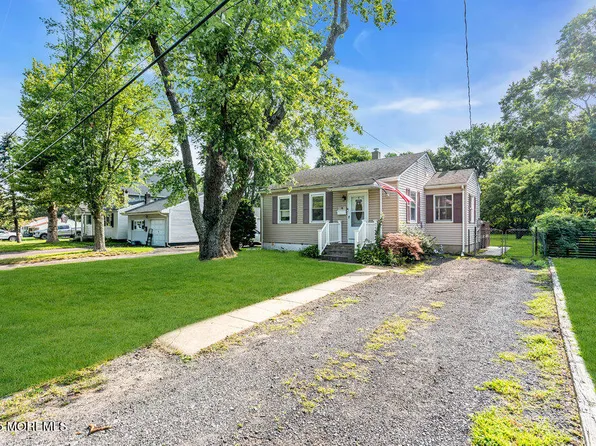 16 Cedar Street, New Egypt, NJ 08533