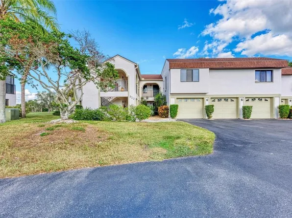 822 Capri Isles Blvd APT 107, Venice, FL 34292