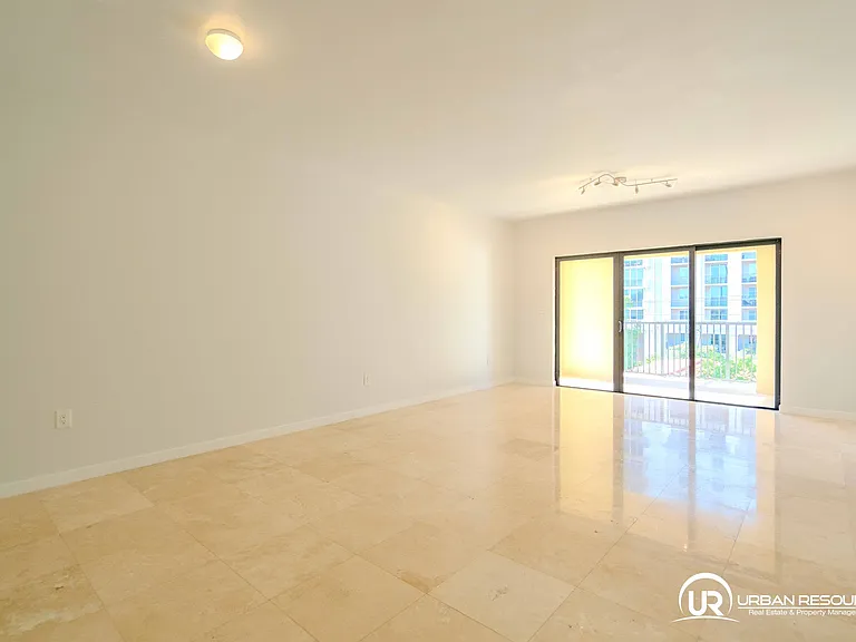 300 Majorca Ave #Penthouse 403 — Photo 16