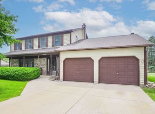 805 Karen Rd, Sandwich, IL 60548