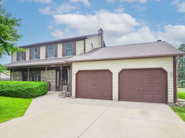805 Karen Rd, Sandwich, IL 60548