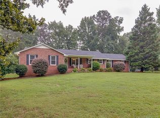 2007 Forest Hills Dr, Monroe, NC 28112