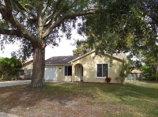 7027 Wentworth Way, New Port Richey, FL 34655
