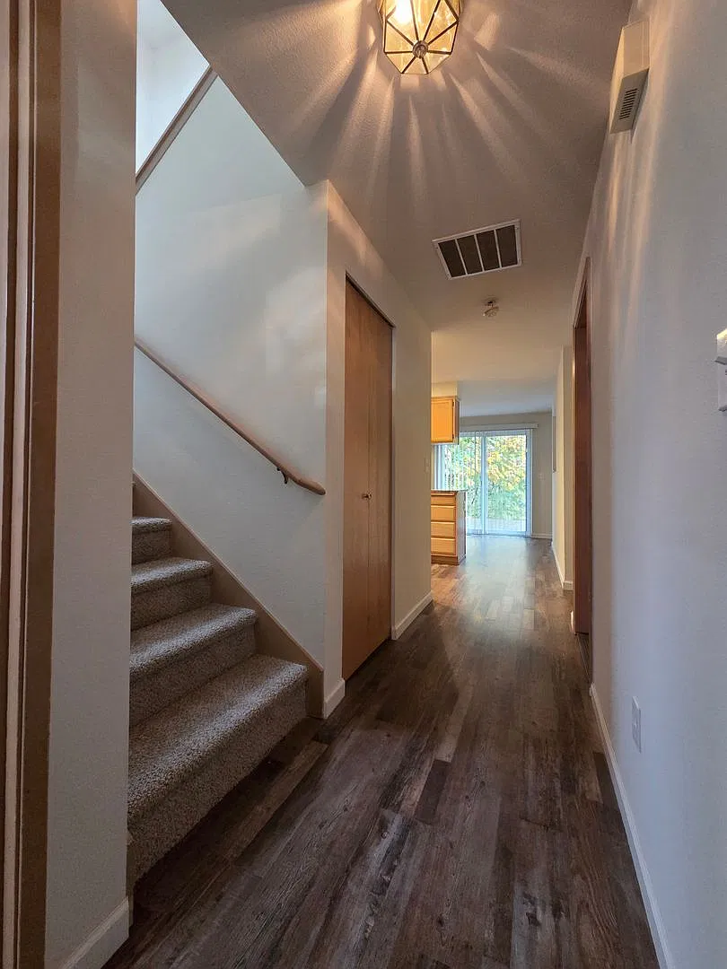 4946 Rural Rd SW Apt c-d, Tumwater, WA 98512 | HotPads