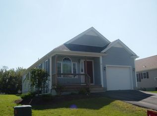43 Rodeo Dr, East Bridgewater, MA 02333