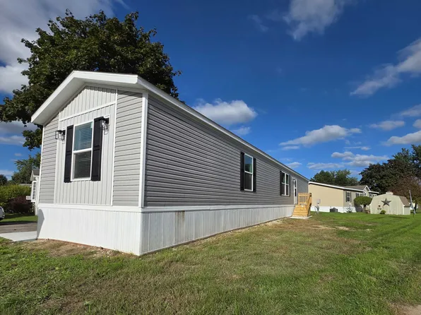 3 Bed 2 Bath Single Section Plan, Sashabaw Meadows