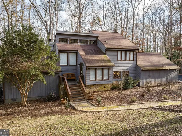 170 Hanover Cir, Bogart, GA 30622