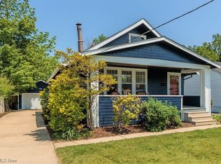 1289 Lander Rd, Mayfield Heights, OH 44124