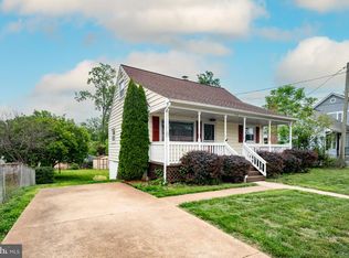 112 Luxor St, Manassas Park, VA 20111