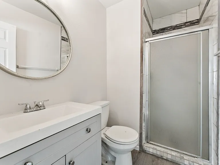 1228 Mews Ln — Photo 9