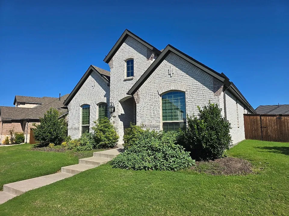 12464 Lost Valley Dr