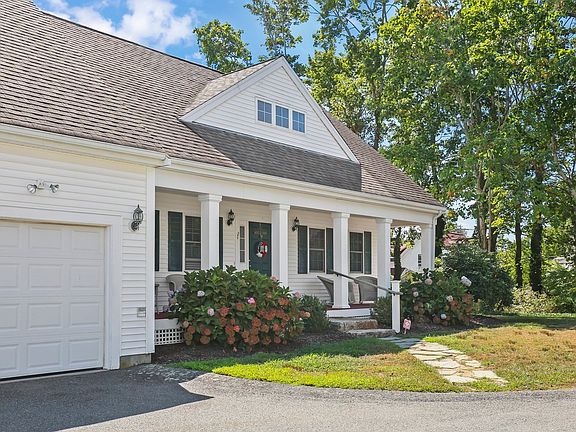 3rd image of 2 Rosemary Ln #A