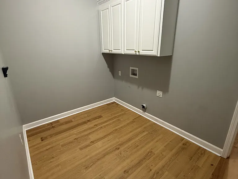 255 Lizzy Ct — Photo 6